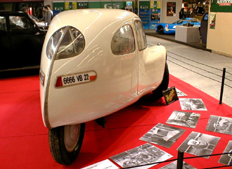 Rétromobile 2005 - Prototypes of Yesterday, Cars of Tomorrow - 1946 Mathis 333