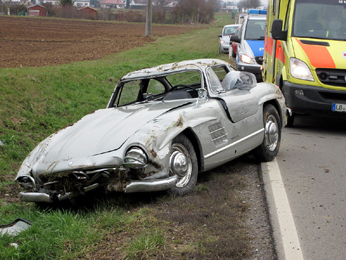 1956 Mercedes-Benz 300 SL Gullwing rolled over on German Highway and totalled