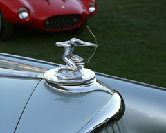 Hood ornament of a Pierce Arrow