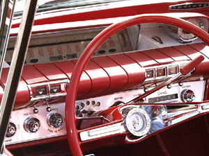  Buick Invicta dashboard